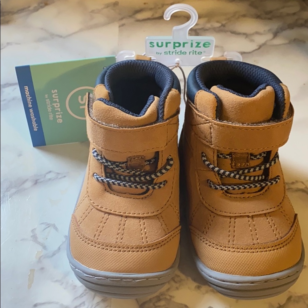 NWT Baby Boys’ Stride Rite Archer Sneakers